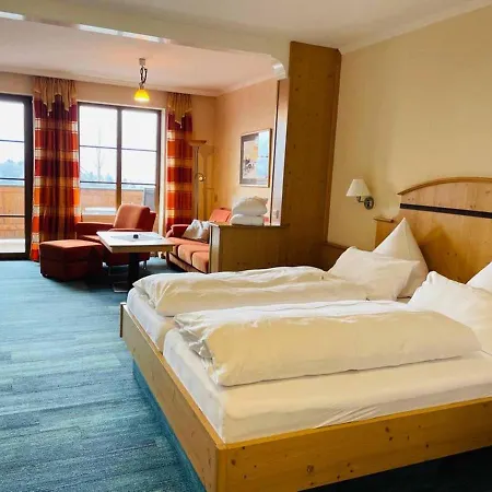 Panoramahotel Grobauer ホテル