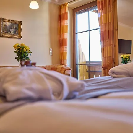 Panoramahotel Grobauer ホテル 3*