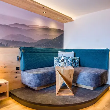 Panoramahotel Grobauer 3* シュピーゲラウ