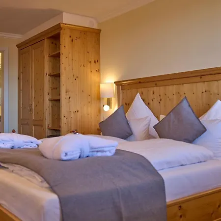 ホテル Panoramahotel Grobauer シュピーゲラウ