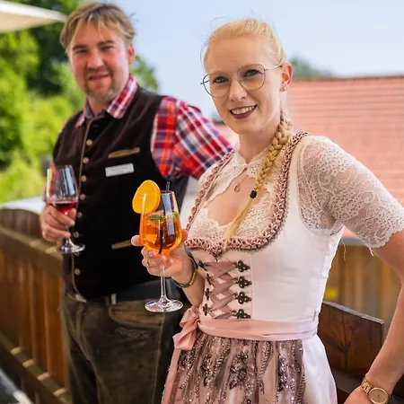 Panoramahotel Grobauer シュピーゲラウ